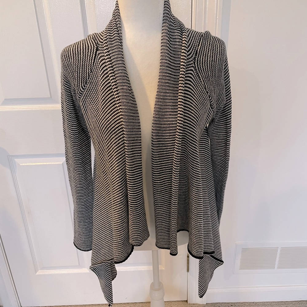 BB Dakota black/white stripe open cardigan